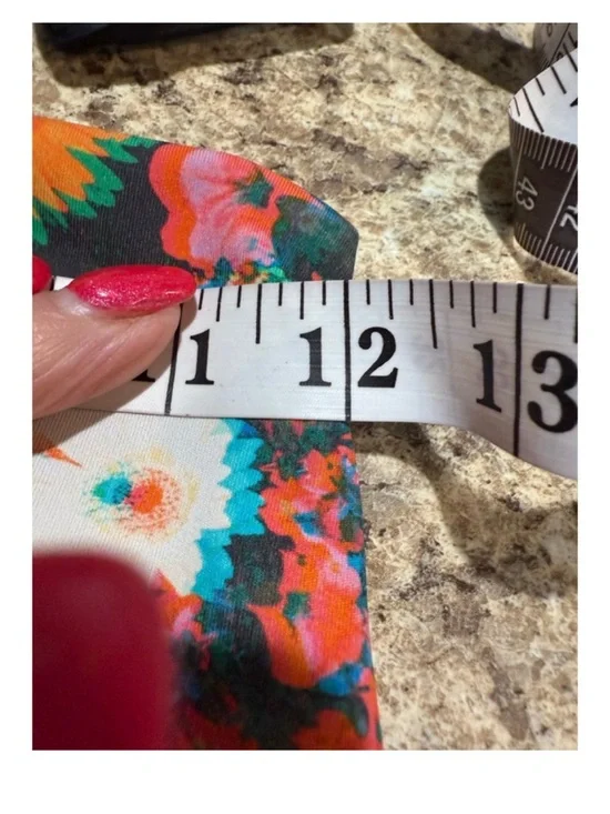 aerie Orange Sports Bra with Multicolor Floral Leggings - Picture 6 of 10